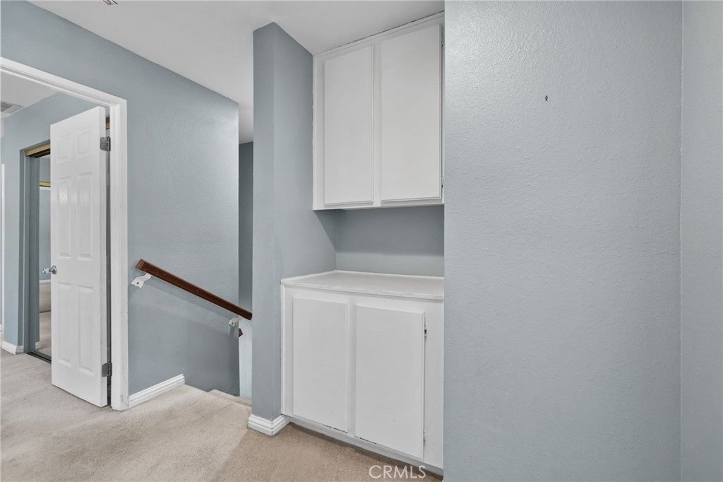 923 W State Property Photo 14
