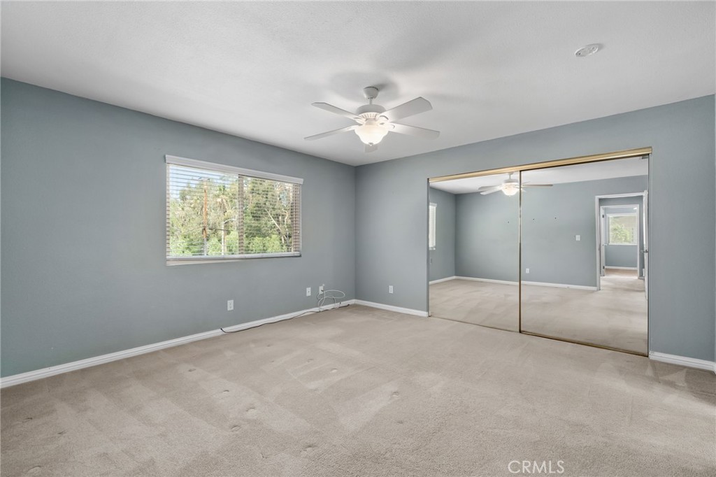 923 W State Property Photo 15