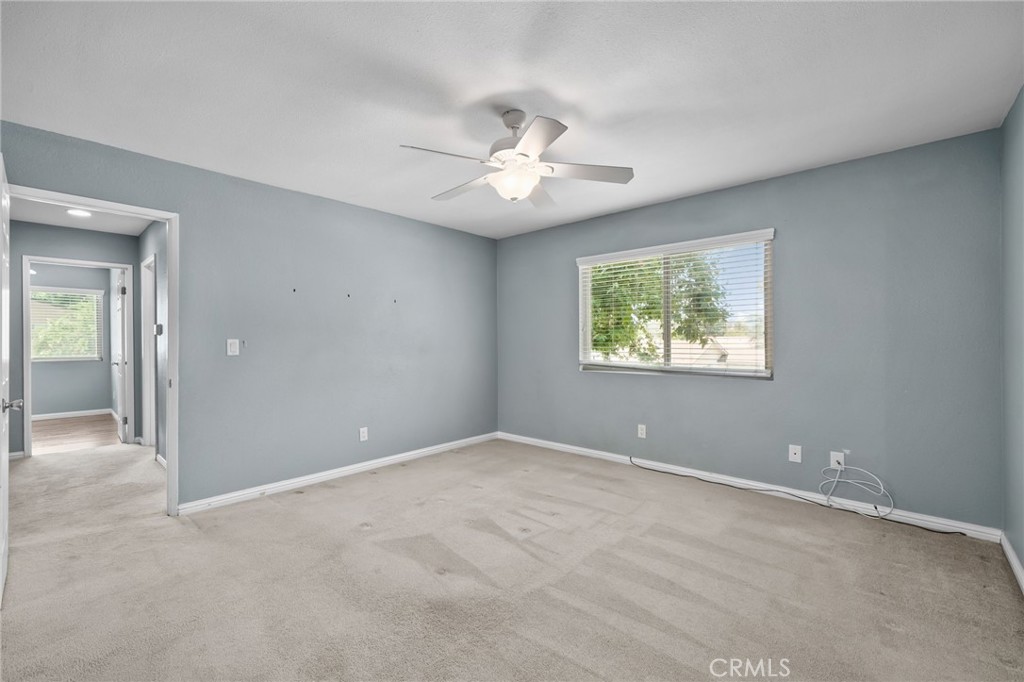 923 W State Property Photo 17