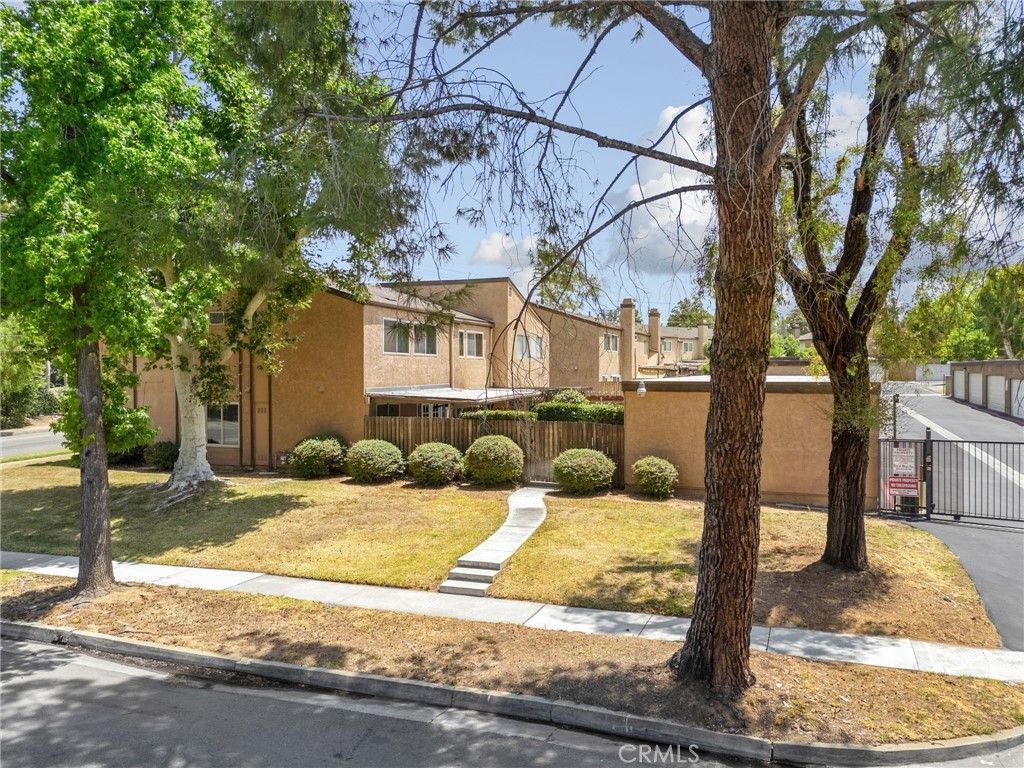 923 W State Property Photo 30
