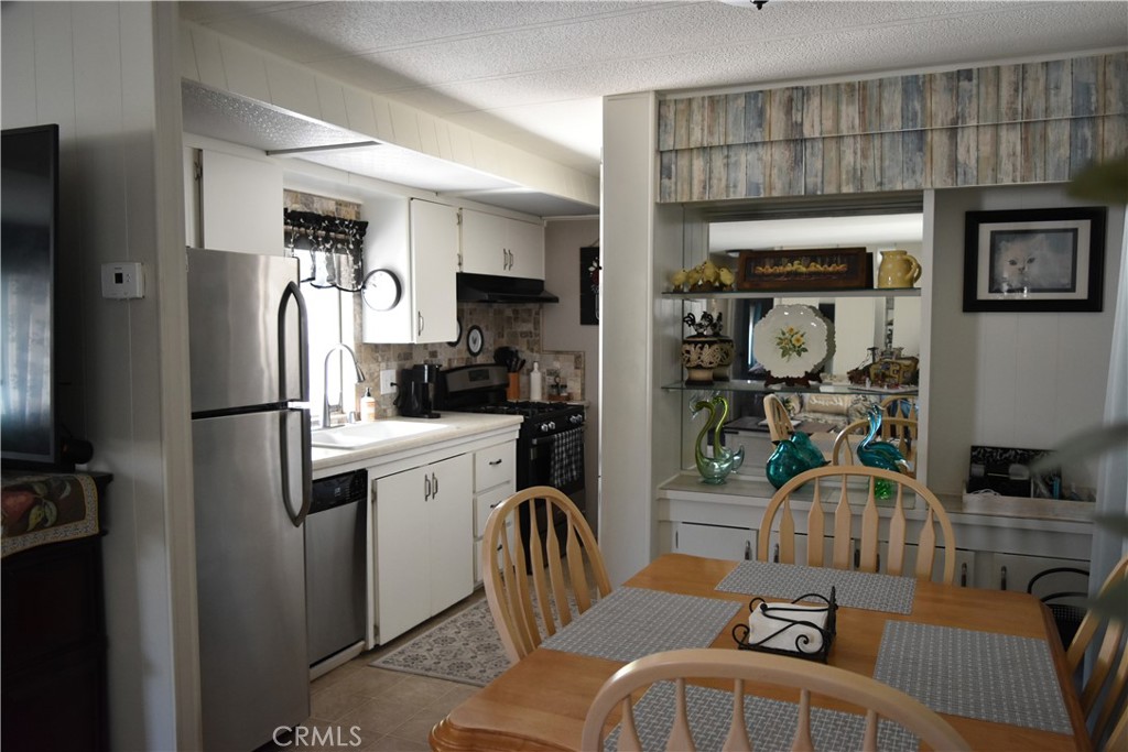 1307 Orangewood Square Property Photo 9