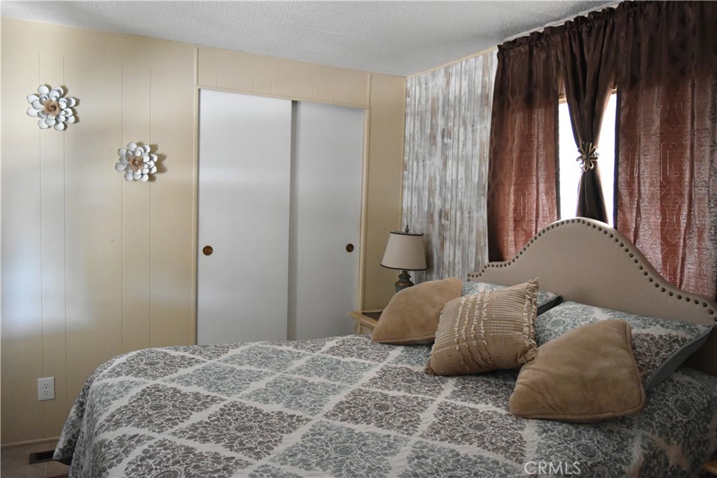 1307 Orangewood Square Property Photo 15