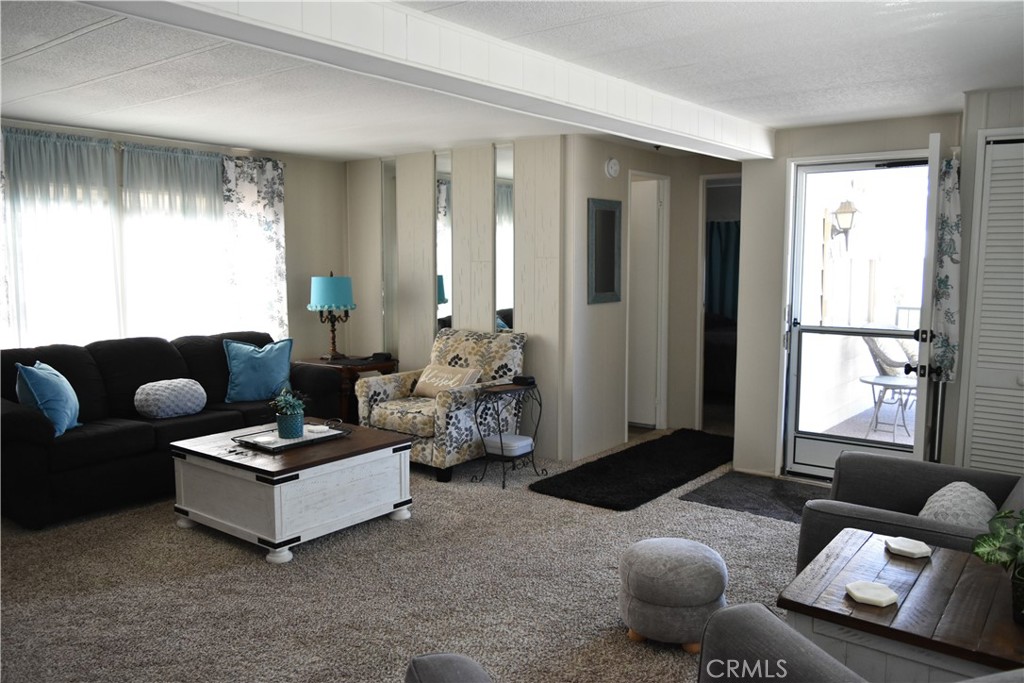 1307 Orangewood Square Property Photo 21