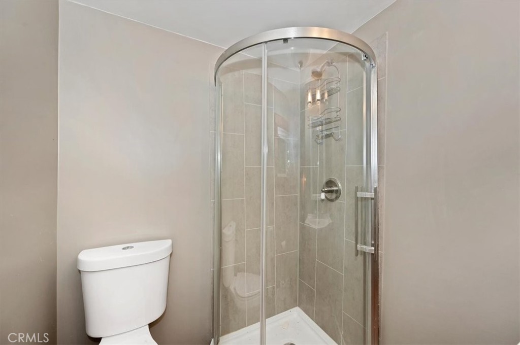 856 Virginia Court Property Photo 18