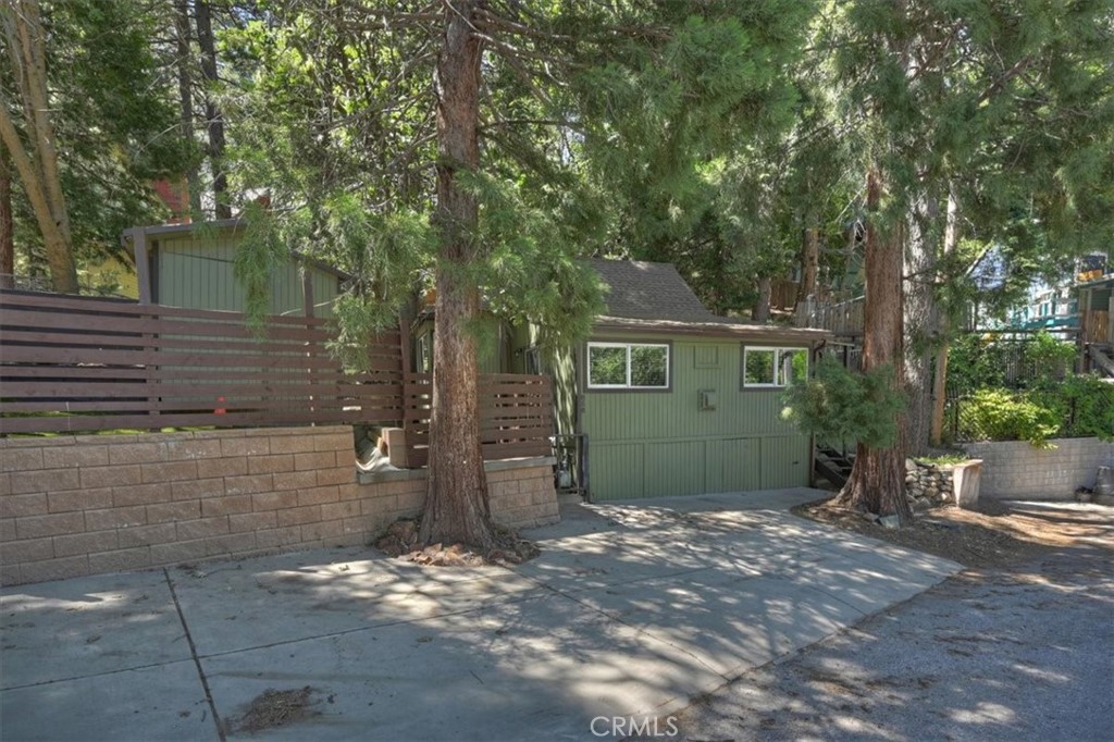 856 Virginia Court Property Photo 27
