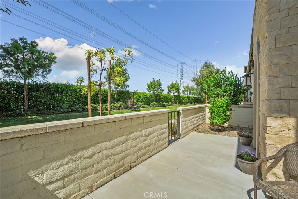 3860 S Oasis Paseo 6 Property Photo 4