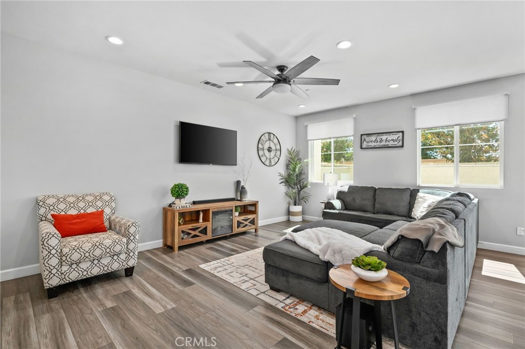 3860 S Oasis Paseo 6 Property Photo 7