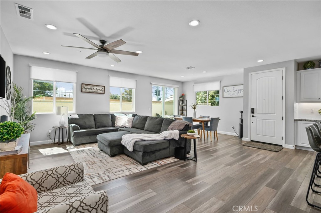 3860 S Oasis Paseo 6 Property Photo 8