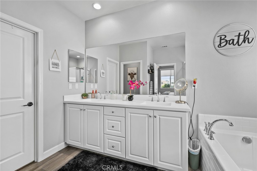 3860 S Oasis Paseo 6 Property Photo 21