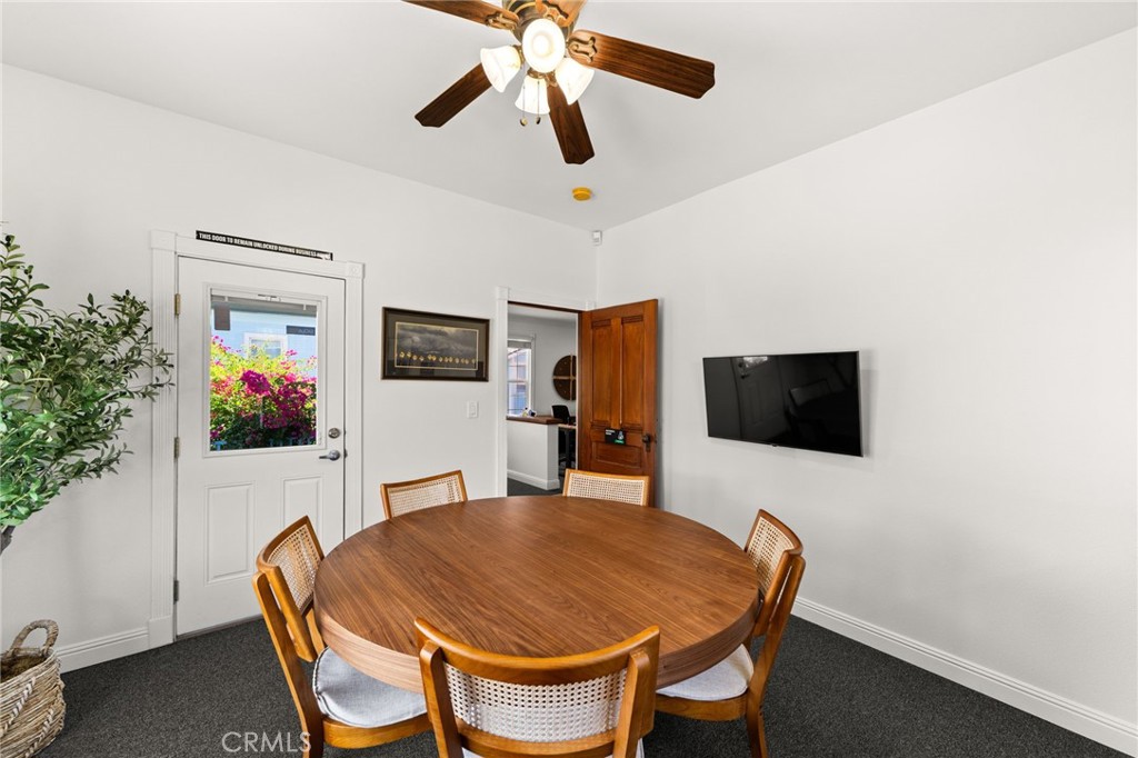 1107 Orange Property Photo 14