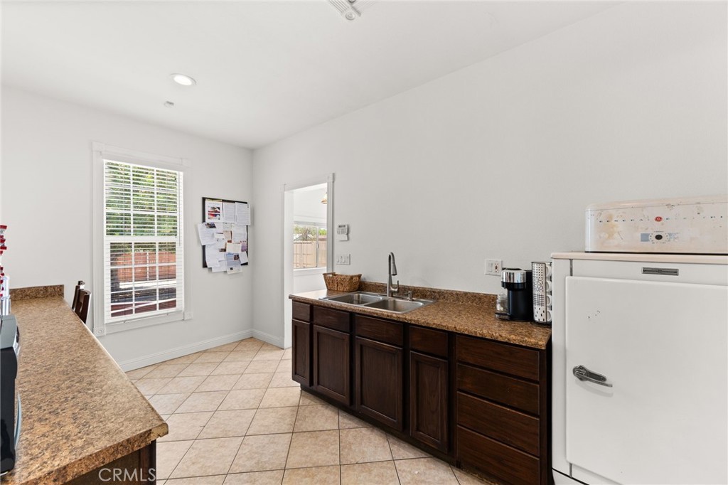 1107 Orange Property Photo 15