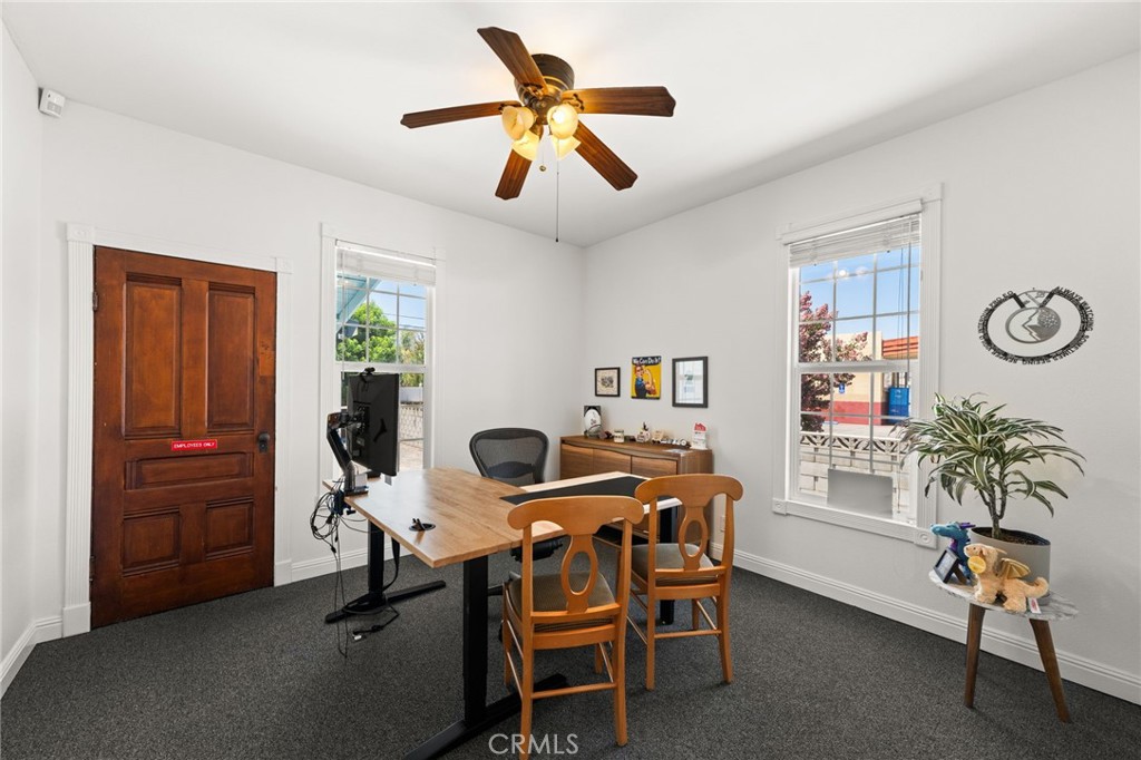 1107 Orange Property Photo 18