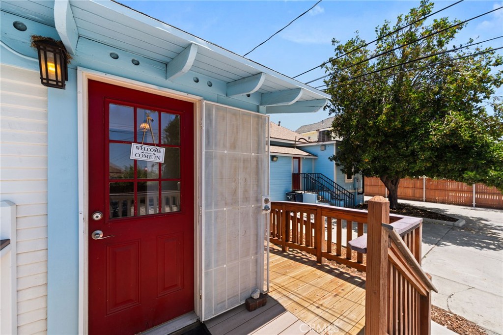 1107 Orange Property Photo 25