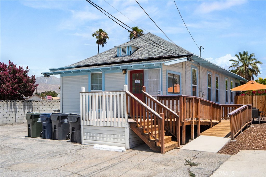1107 Orange Property Photo 27