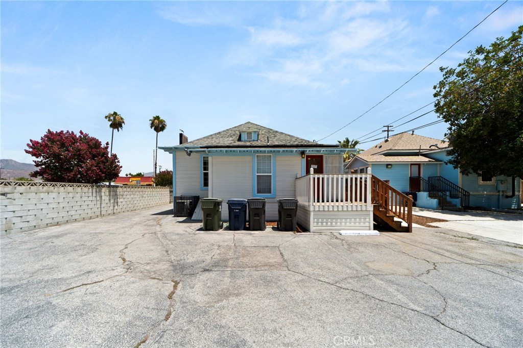 1107 Orange Property Photo 29