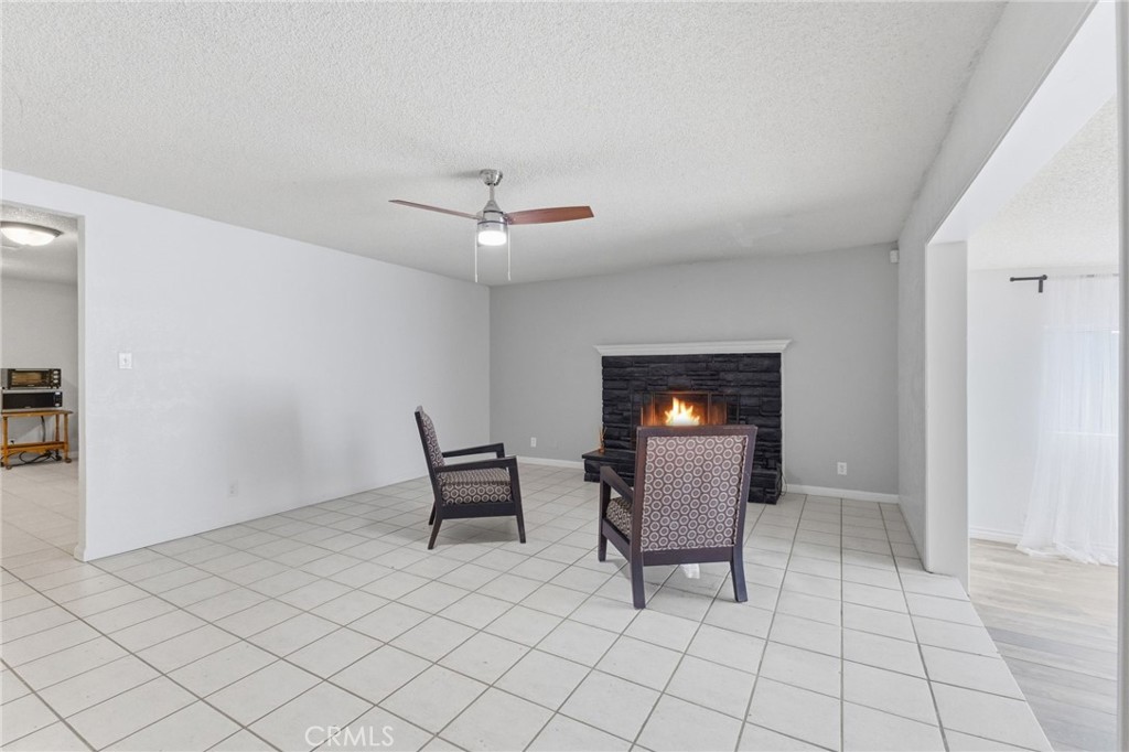 96 W Repplier Road Property Photo 15
