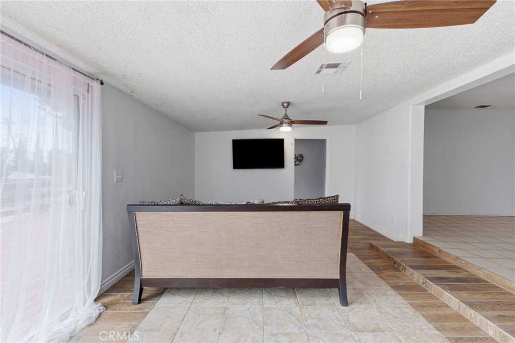 96 W Repplier Road Property Photo 17