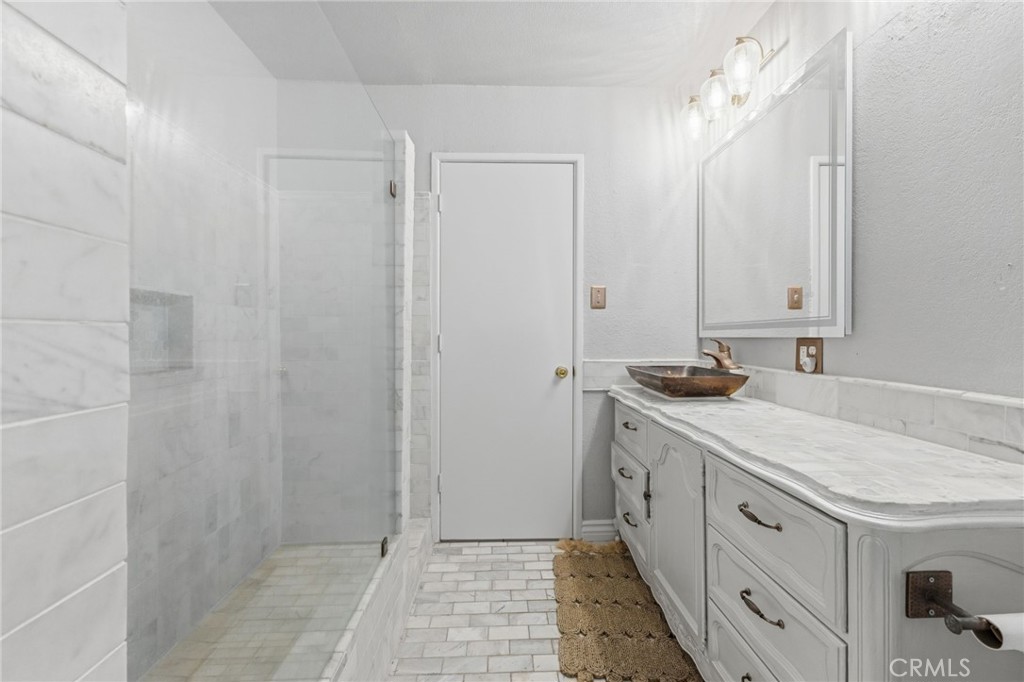 96 W Repplier Road Property Photo 35