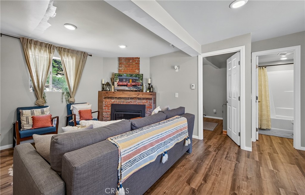 650 Dahlia Property Photo 13