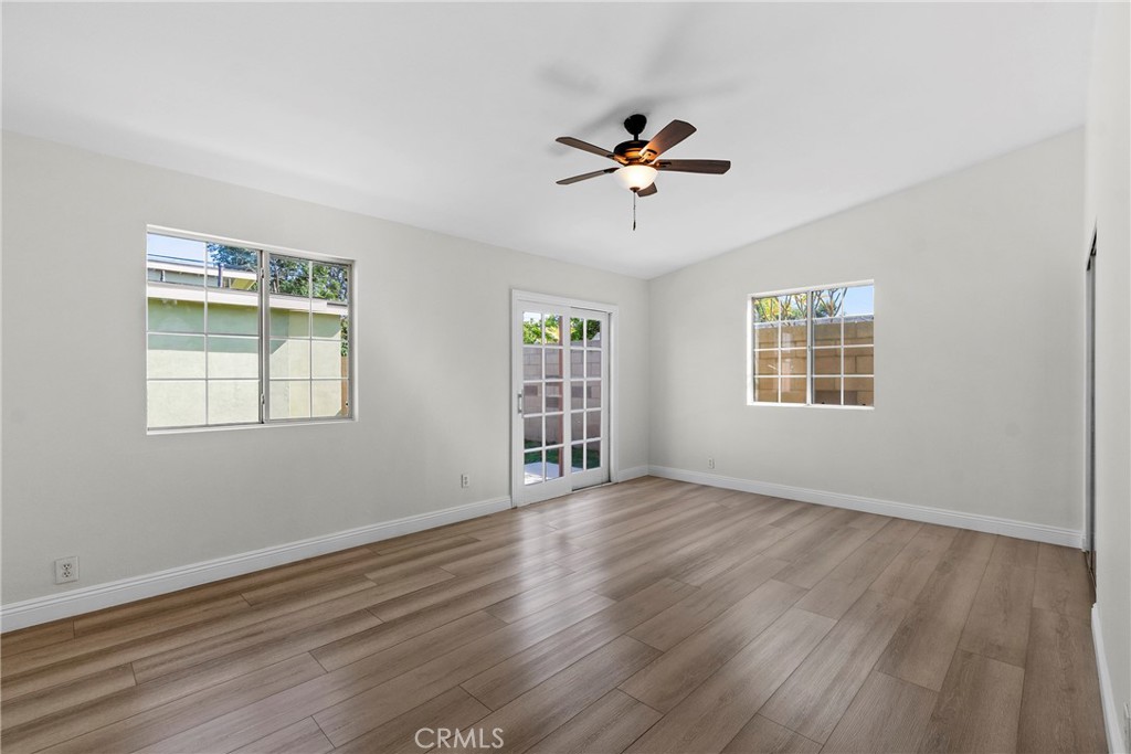 1940 E Walnut Creek Pkwy Property Photo 10