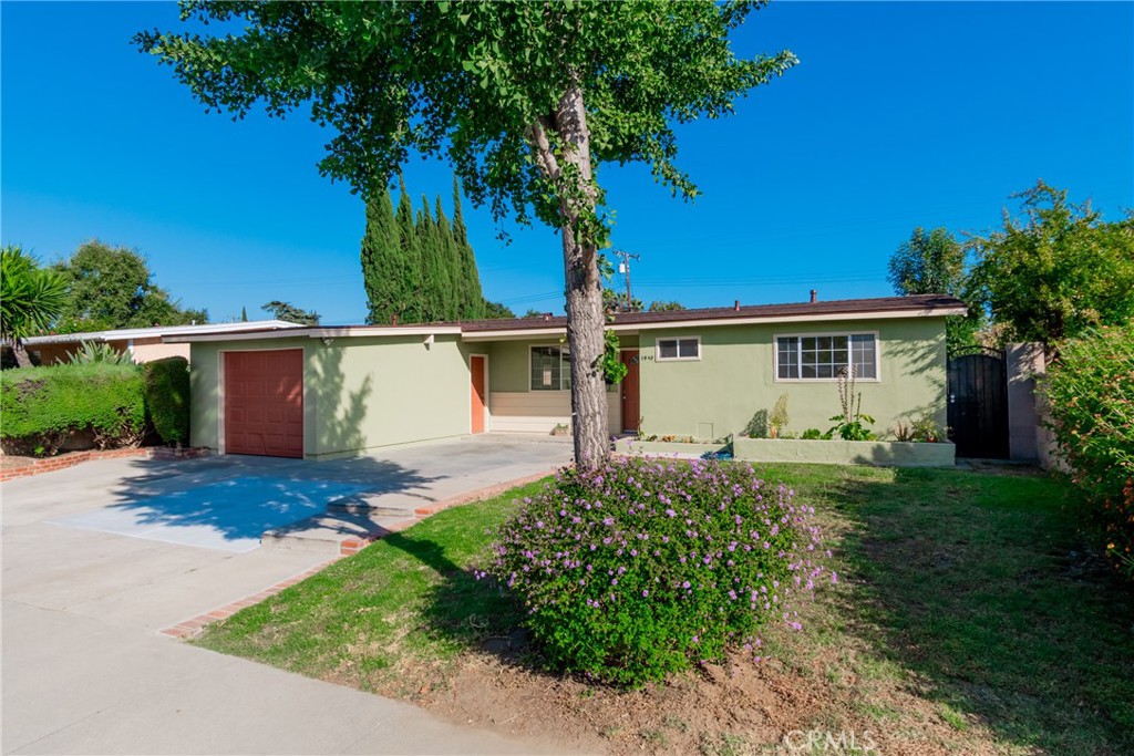 1940 E Walnut Creek Pkwy Property Photo 37