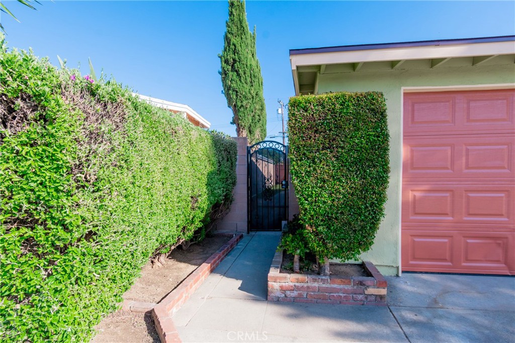 1940 E Walnut Creek Pkwy Property Photo 38