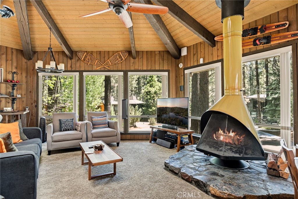 754 Mountain Sky Property Photo 10