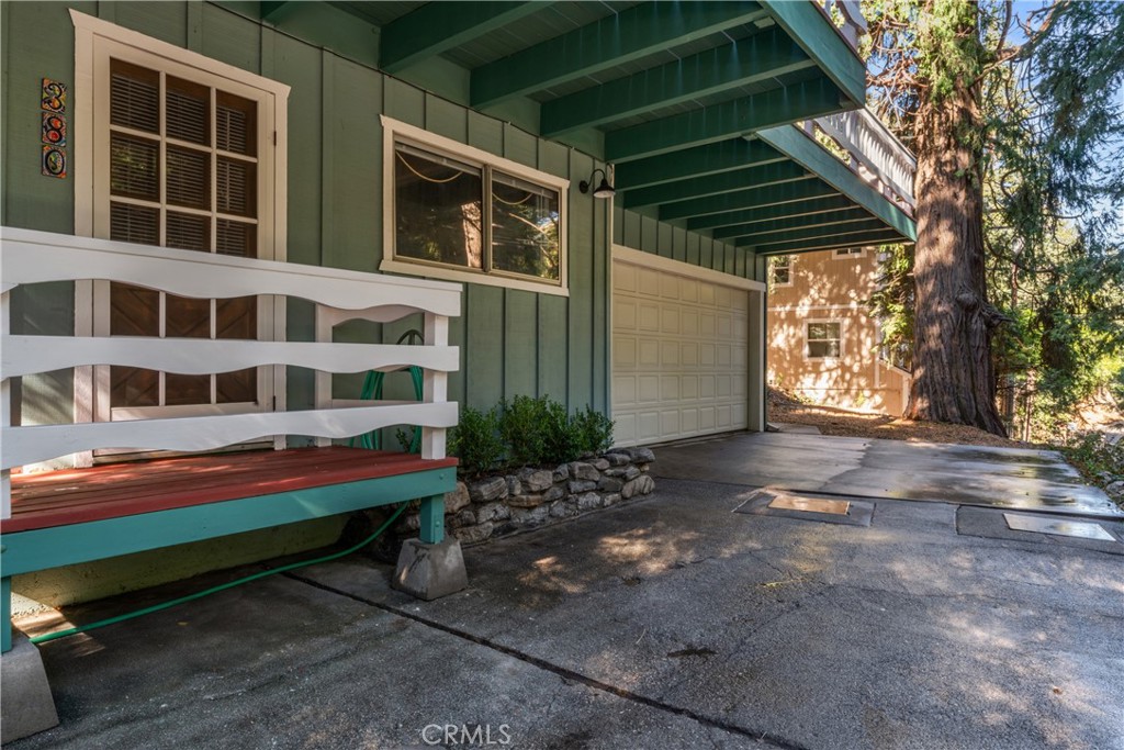 380 S Dart Canyon Property Photo 4