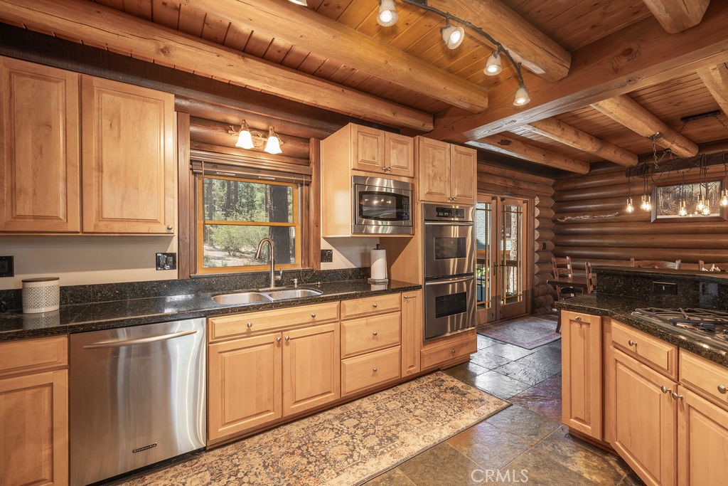 643 Cedar Glen Property Photo 11