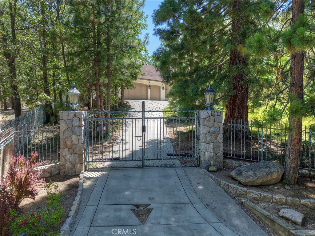 28411 North Shore Road Property Photo 3