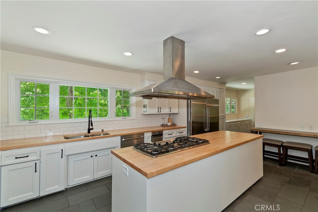 28411 North Shore Road Property Photo 17