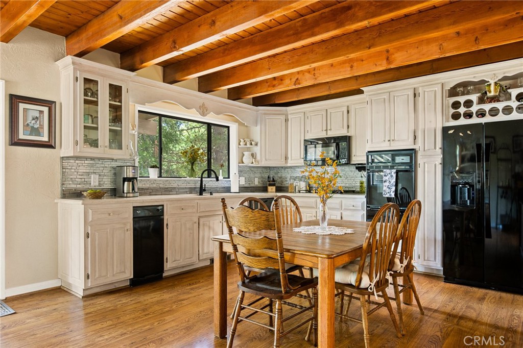 31071 Mountain Oak Property Photo 9