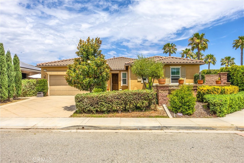 1302 Tulip E Property Photo 3