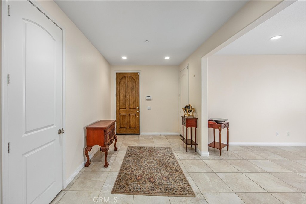 1302 Tulip E Property Photo 7