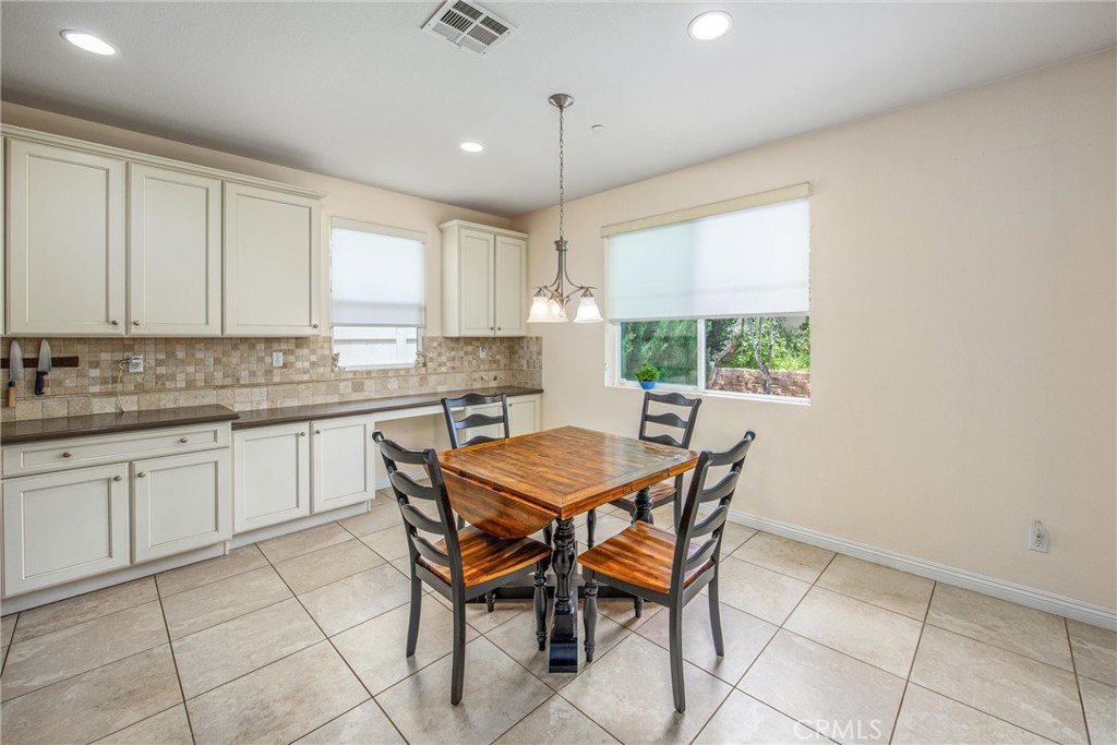 1302 Tulip E Property Photo 20