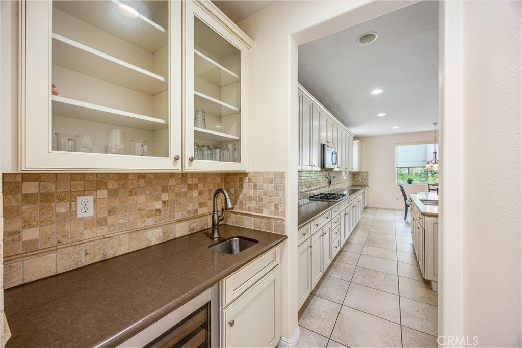 1302 Tulip E Property Photo 22