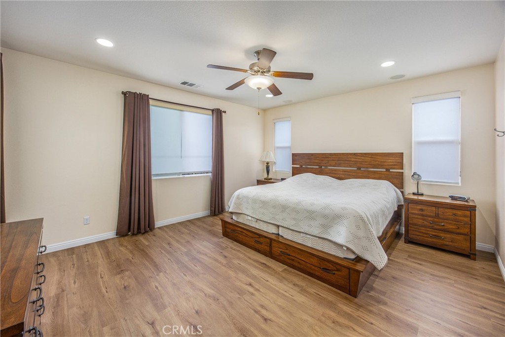 1302 Tulip E Property Photo 23