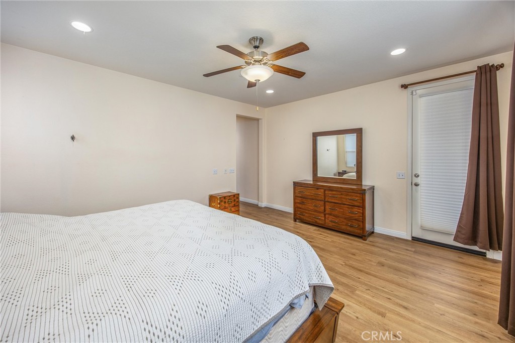 1302 Tulip E Property Photo 25
