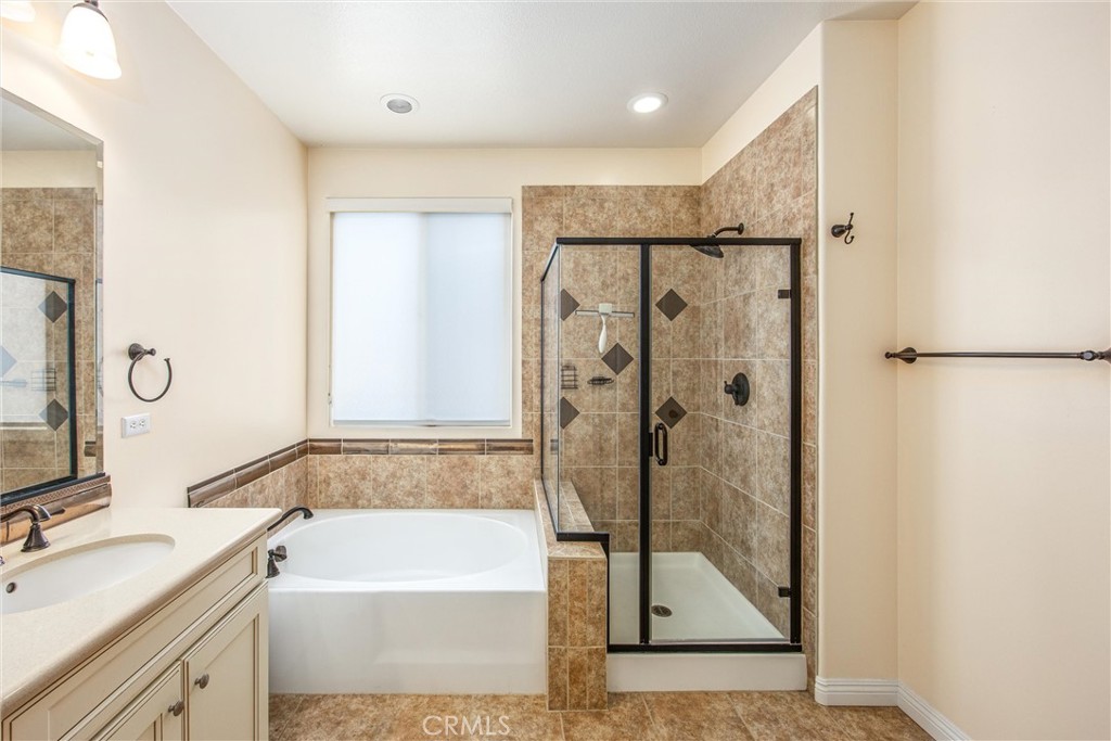 1302 Tulip E Property Photo 27