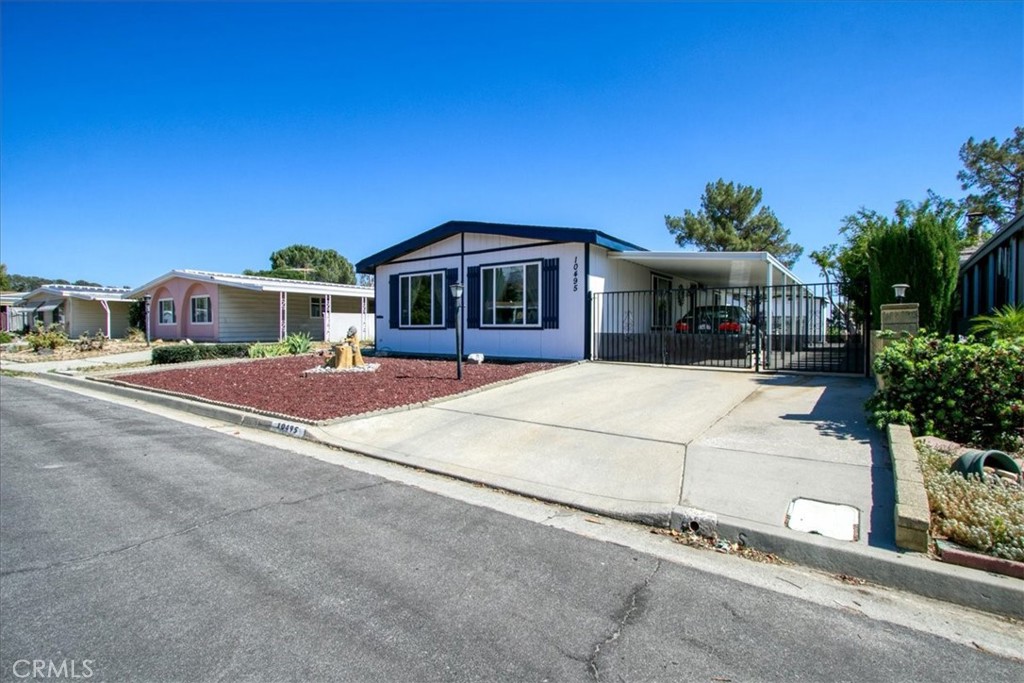 10495 Frontier Property Photo 1