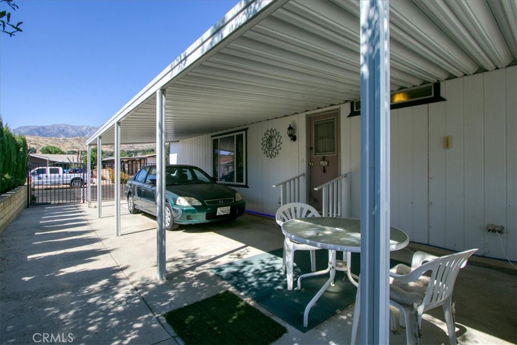 10495 Frontier Property Photo 2
