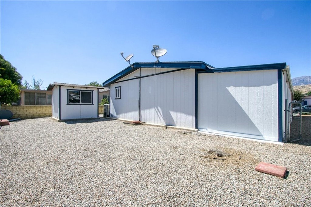 10495 Frontier Property Photo 3