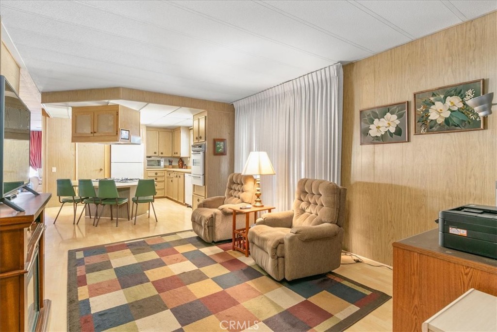 10495 Frontier Property Photo 8