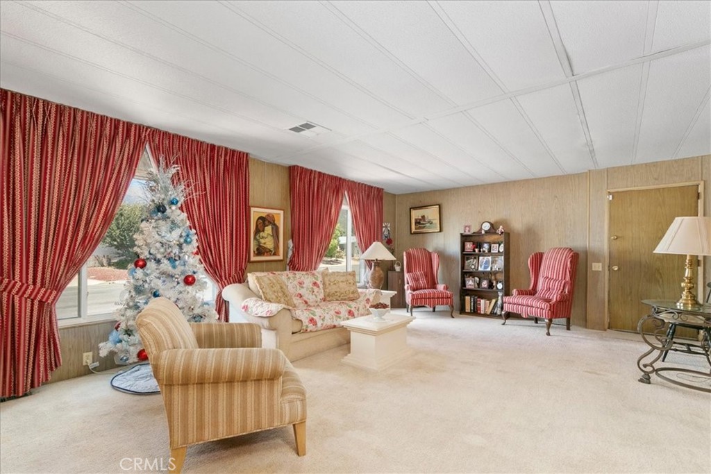 10495 Frontier Property Photo 18