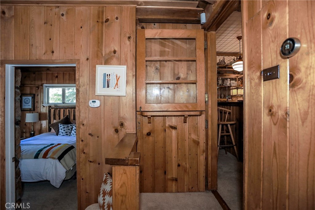 567 Silver Tip Drive Property Photo 16