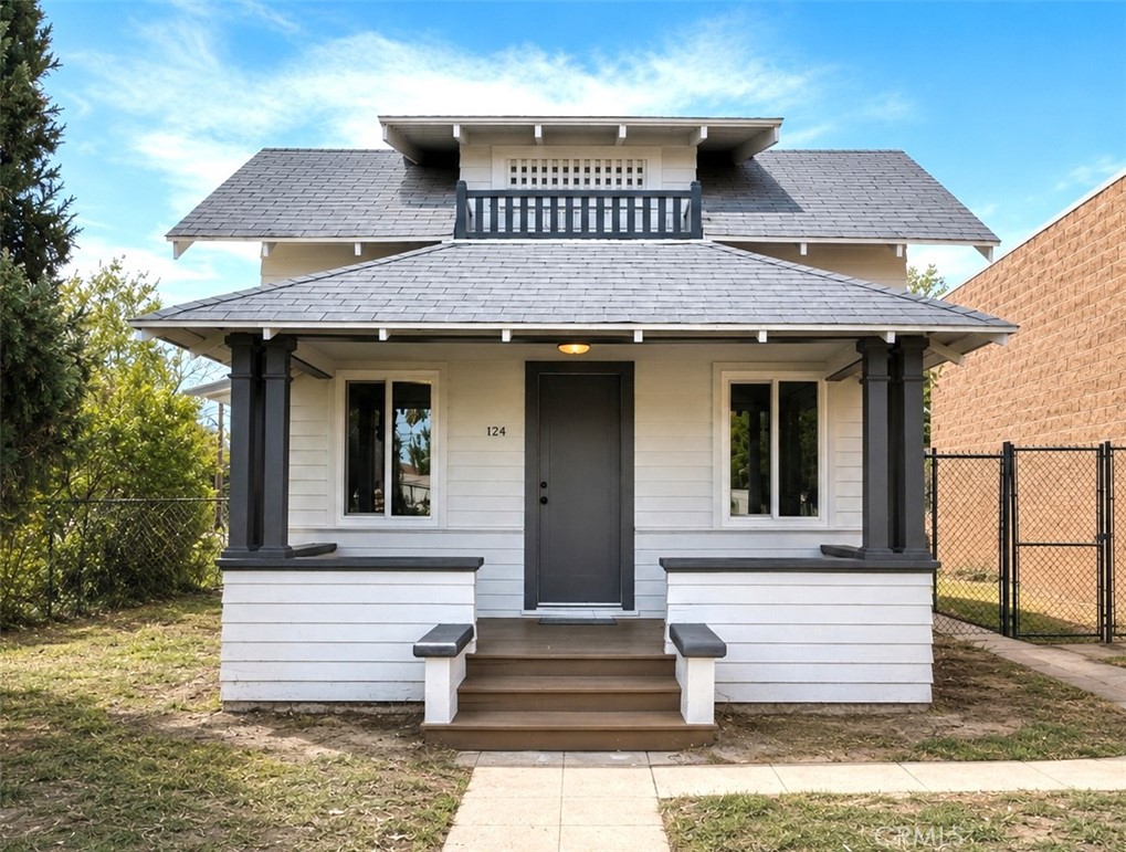 124 S Olive Property Photo 1