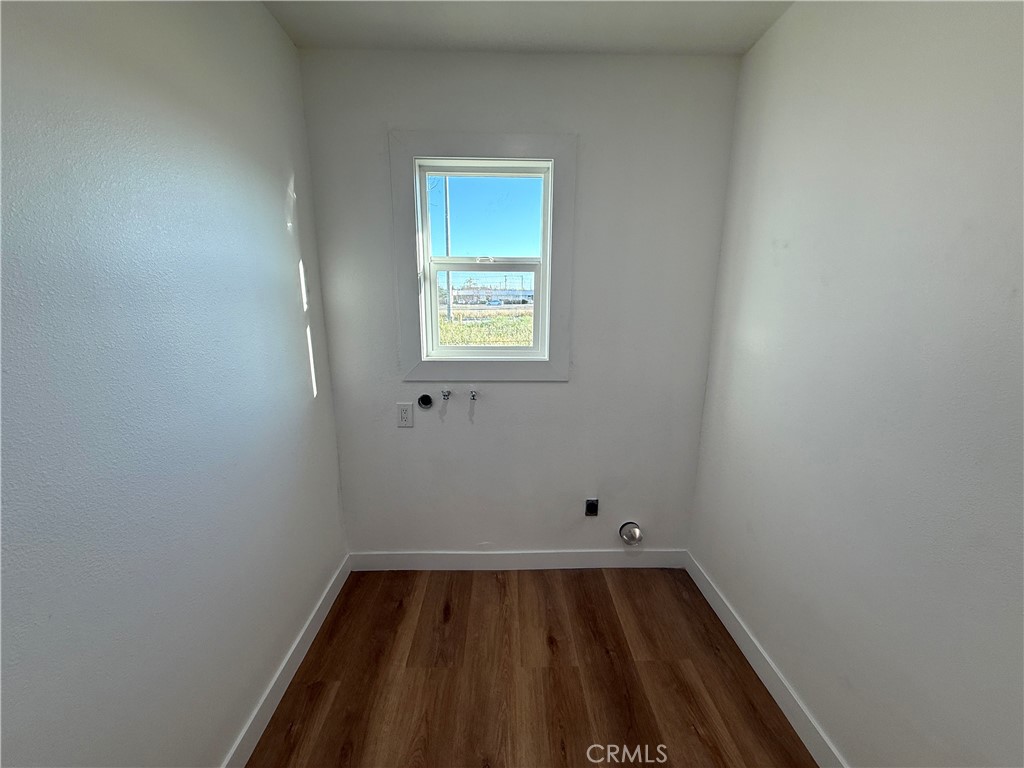 124 S Olive Property Photo 25