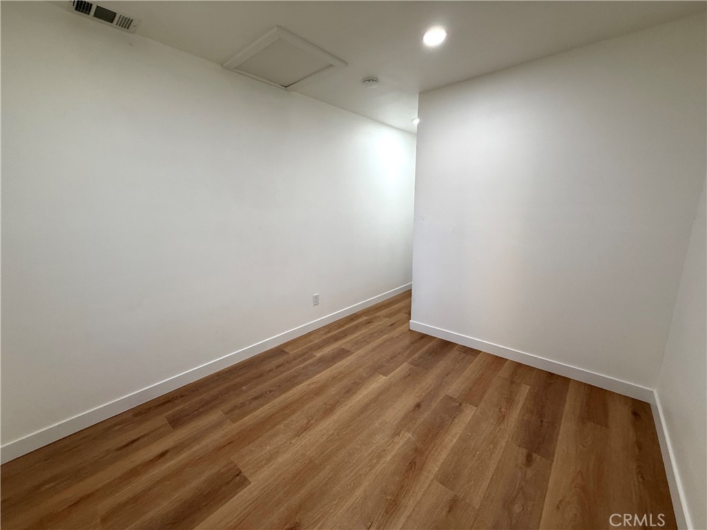124 S Olive Property Photo 28