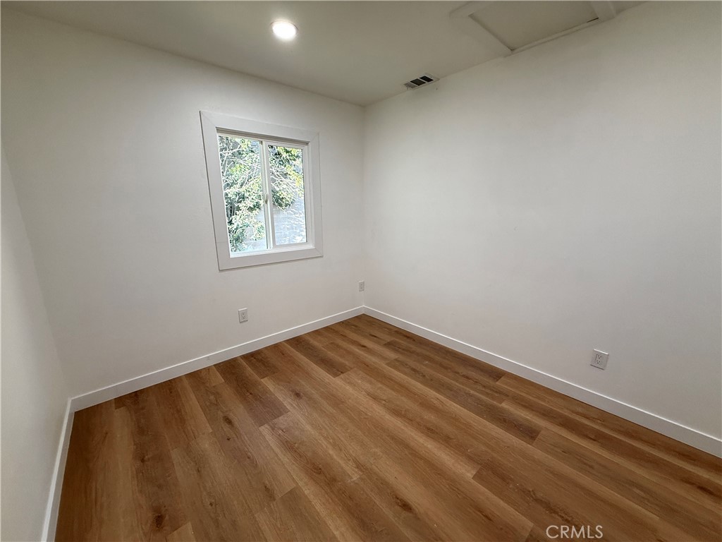 124 S Olive Property Photo 29