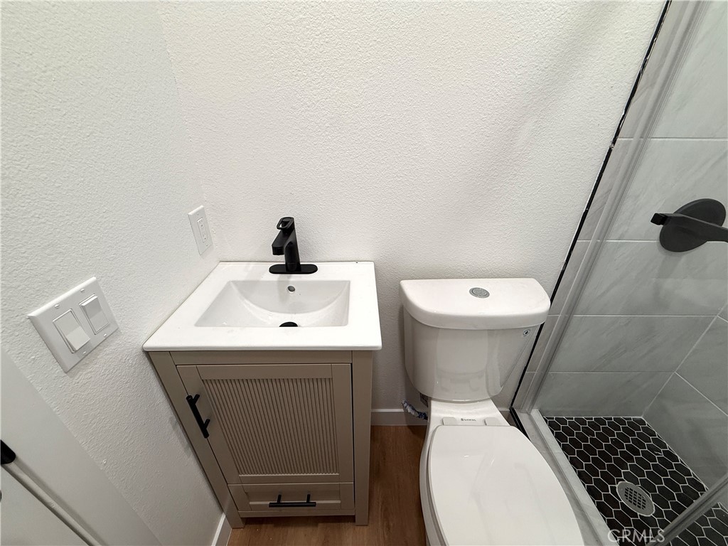 124 S Olive Property Photo 31